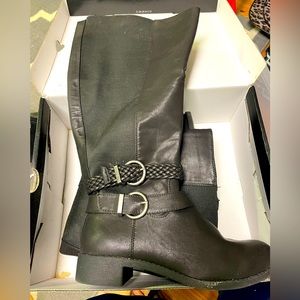 Wide Leg Boots Black Size 8 New